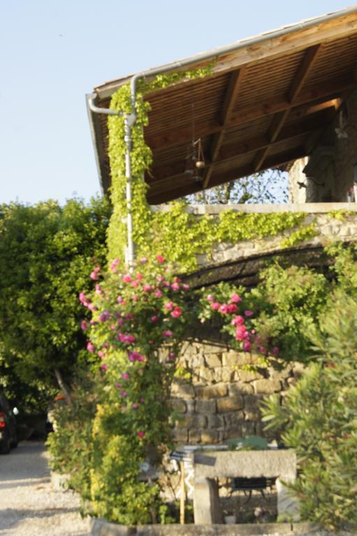 Domaine De La Manse Hotel Villeneuve-de-Berg Exterior photo